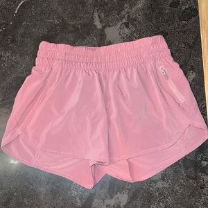 Womens Lululemon hotty hot shorts size 8